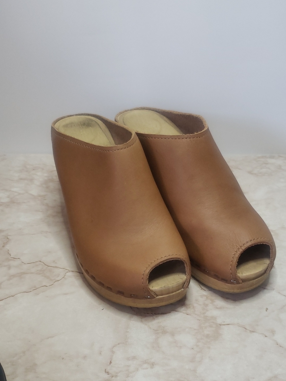 No. 6 Tan Leather Peep-Toe Mule Clogs Size  37